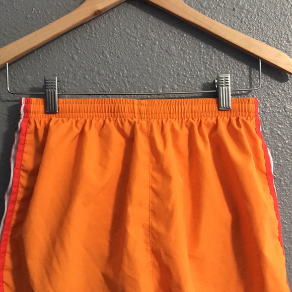 Nike youth running shorts - Picture 4 of 6